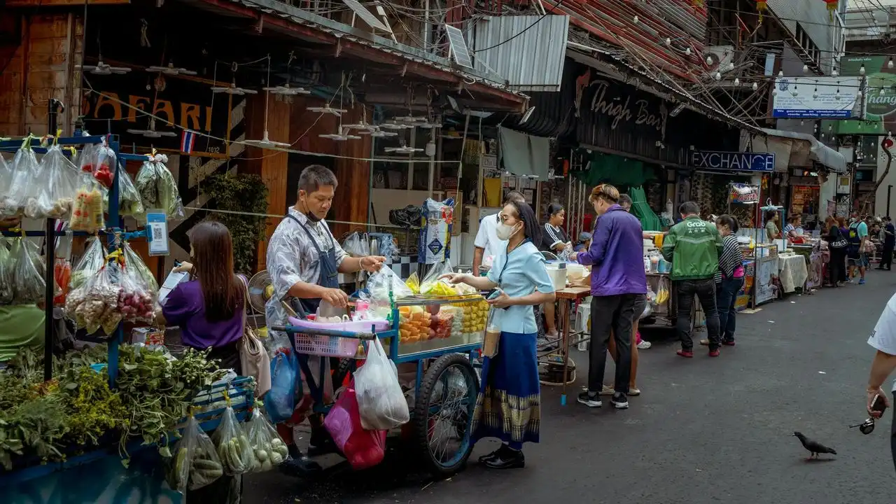 Thai Question Words: How To Ask Who, What, Where, When, And Why